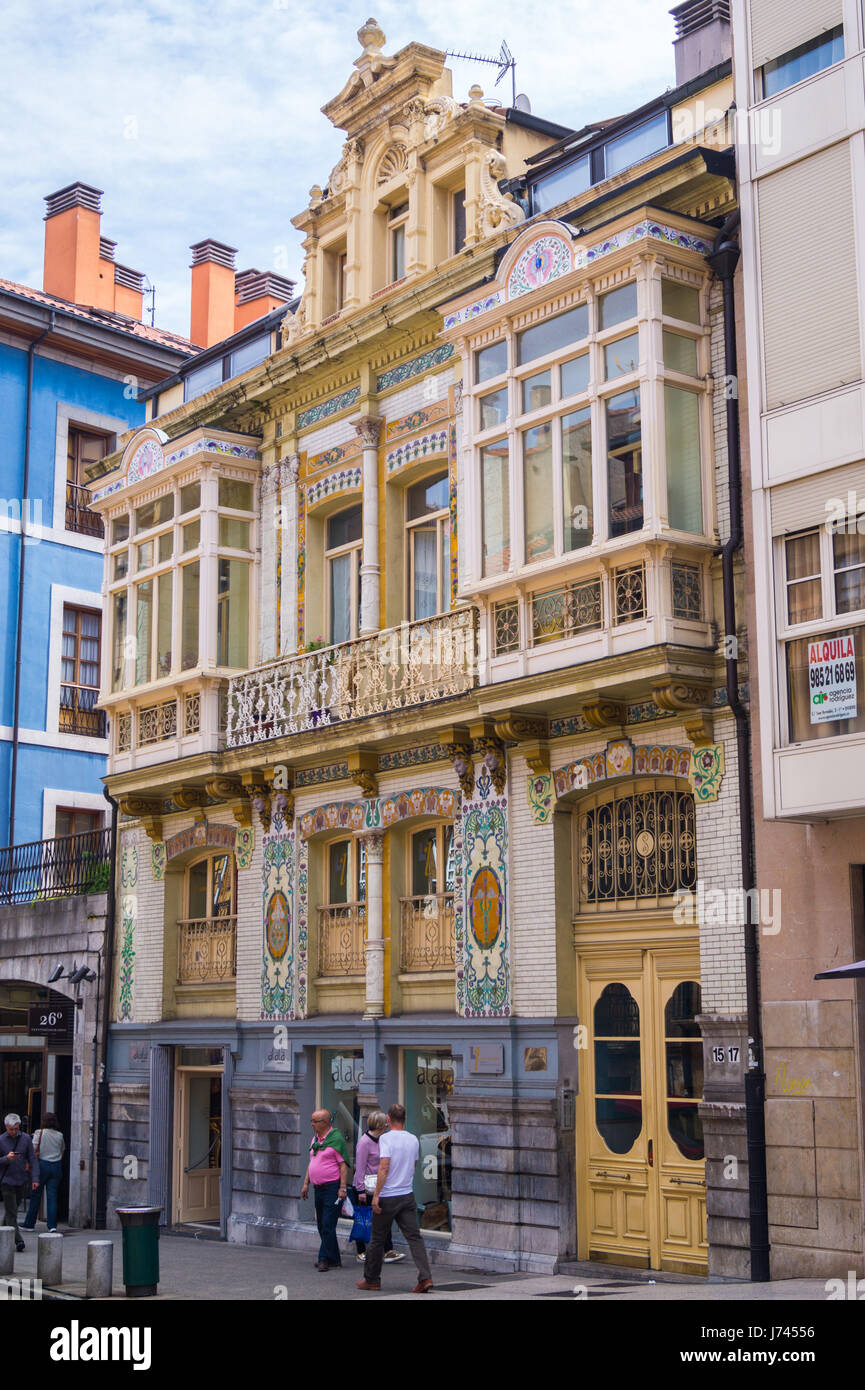 Art Nouveau Shop, Calle Rosal, Oviedo, Asturien, Spanien Stockfoto