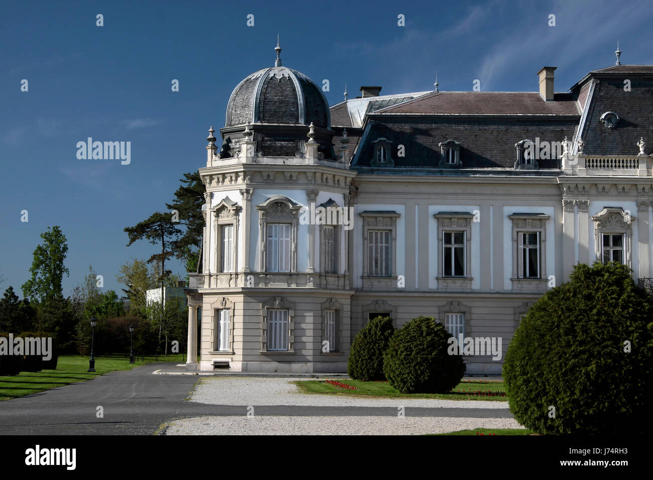 Ungarn Residenz am Plattensee Schloss Burg Denkmal Schlosspark grün Stockfoto