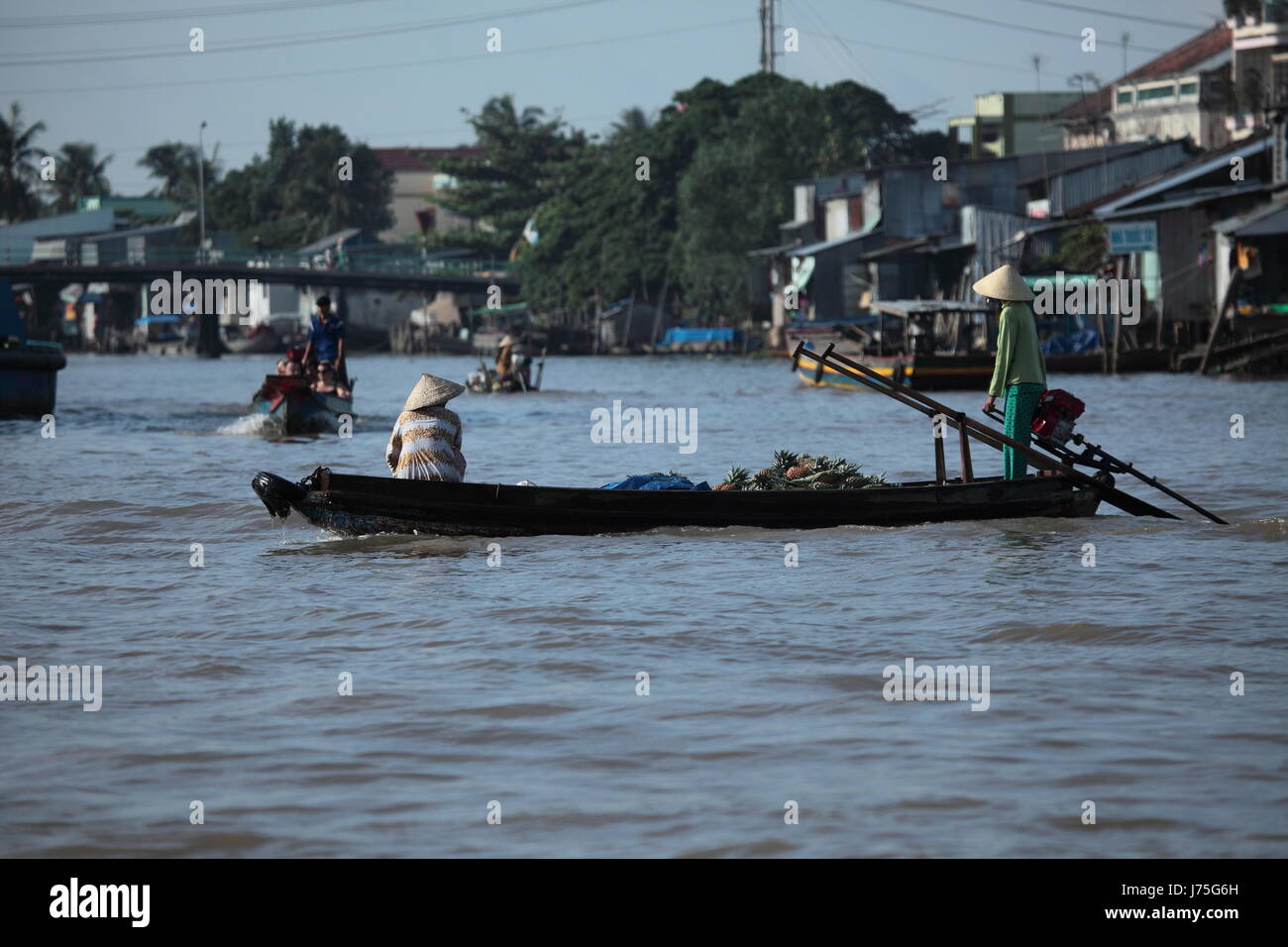 Asia Viet Nam Vietnam Fluss Wasser Ruderboot Segelboot Segelboot Boot Stockfoto