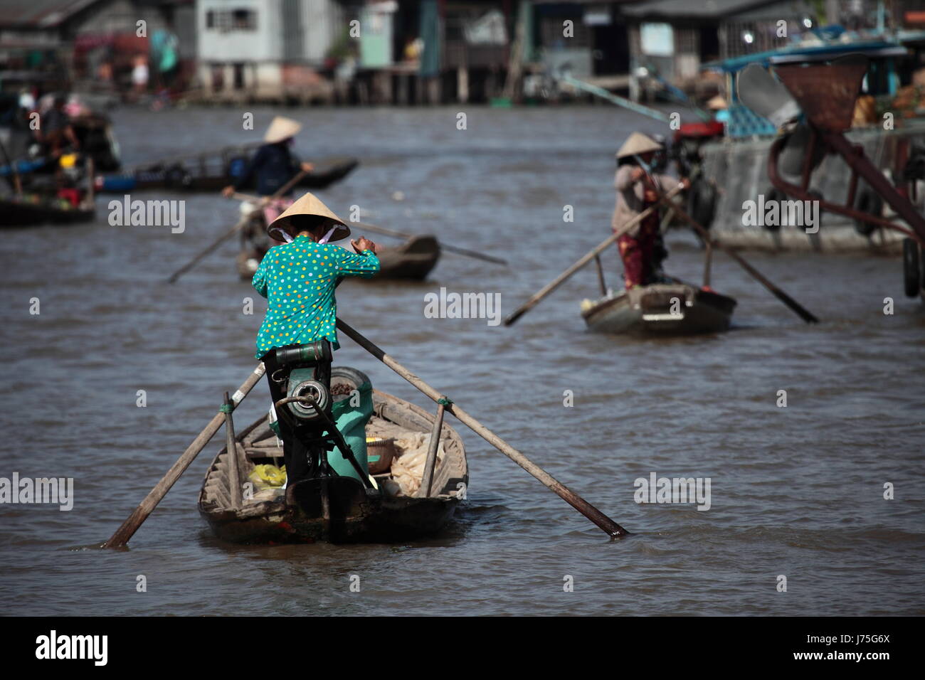 Asia Viet Nam Vietnam Fluss Wasser Ruderboot Segelboot Segelboot Boot Stockfoto