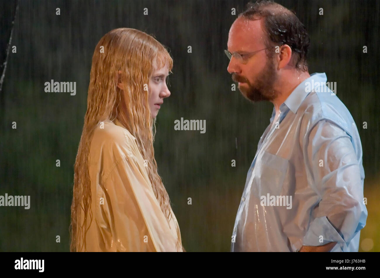 LADY IN THE Wasser 2006 Warner Bros Film mit Bryce Dallas Howard und Paul Giamatti Stockfoto