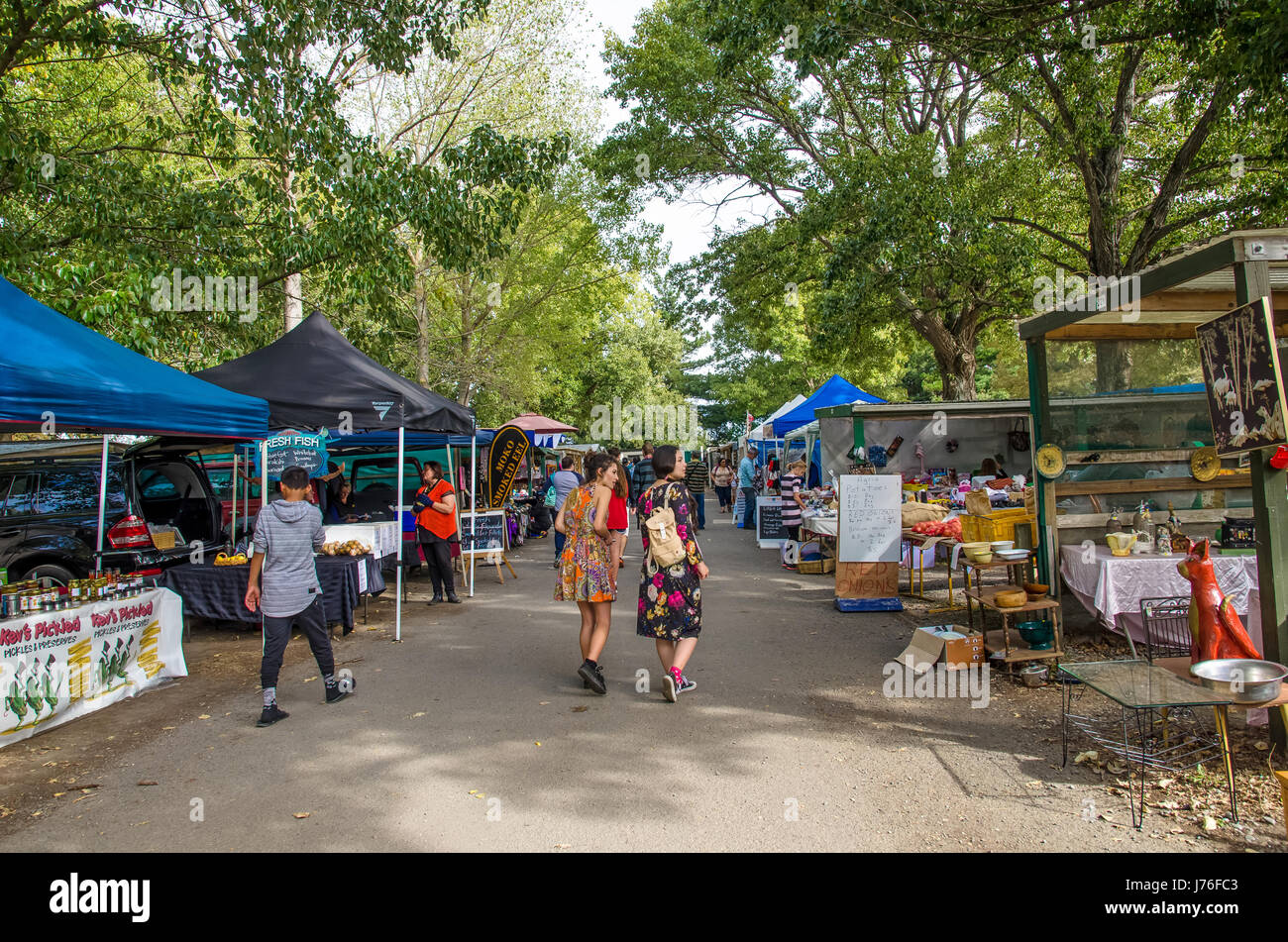 Christchurch, New Zealand - April 17,2016: The Riccarton-Markt am Sonntag die Christchurch befindet ist der größte Markt seiner Art in neue Ze Stockfoto