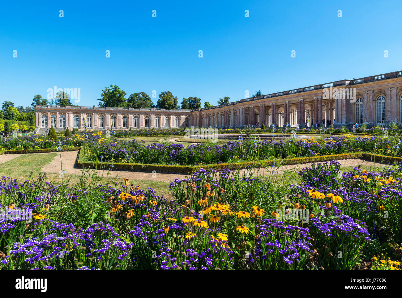 Chateau de versailles garden Fotos und Bildmaterial in hoher