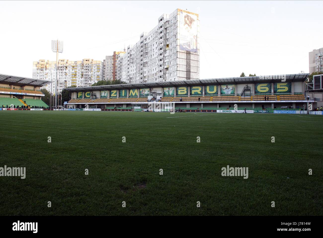 ZIMBRU FOOTBALL Stadion CHISINAU Moldawien CHISINAU Moldawien ZIMBRU Stadion CHISINAU MOLDOVA 7. September 2012 Stockfoto