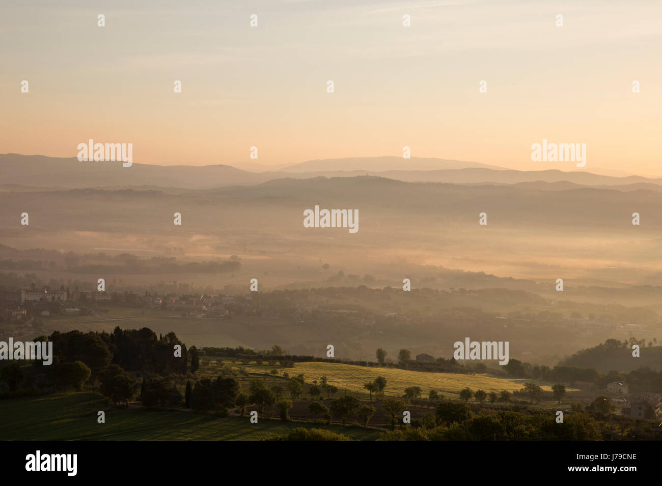 Sonnenaufgang am Monte Castello di Vibio, Umbrien, Italien Stockfoto