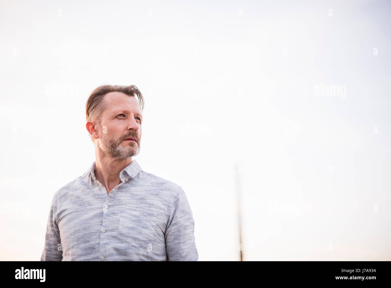 Porträt von reifer Mann man Entfernung Stockfoto