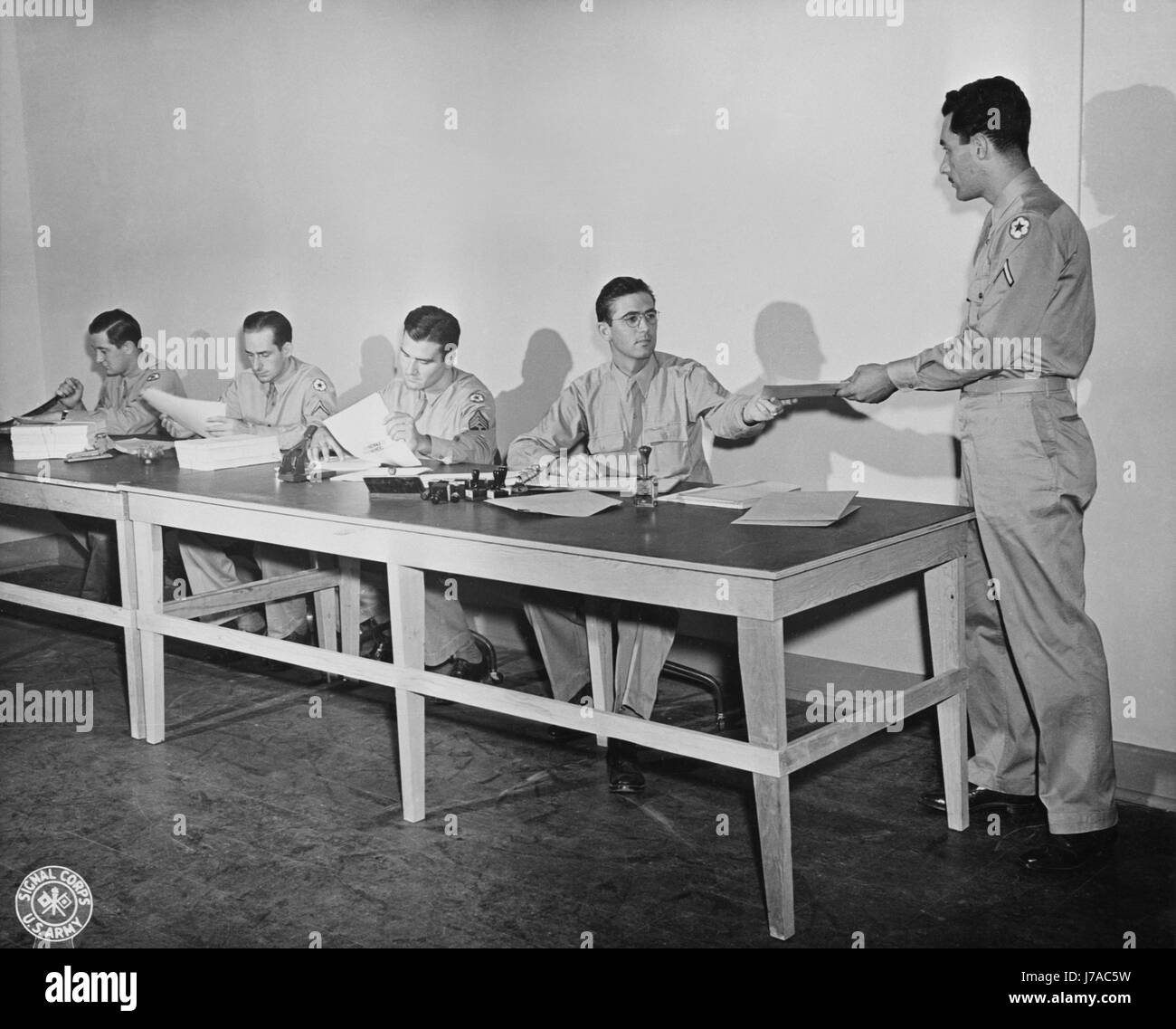 Briefe an V-Mail verfilmt werden im Pentagon, Washington, D.C., 1943 vorbereitet. Stockfoto