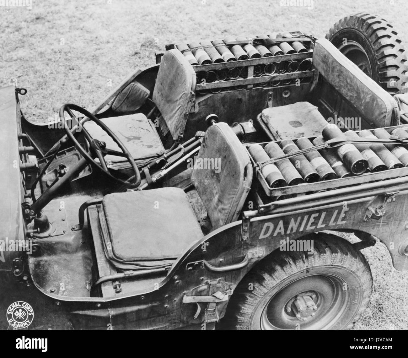 Schwere Waffen bekämpfen Auto zeigt Einzelheiten der Waffe und Muscheln, 1942. Stockfoto