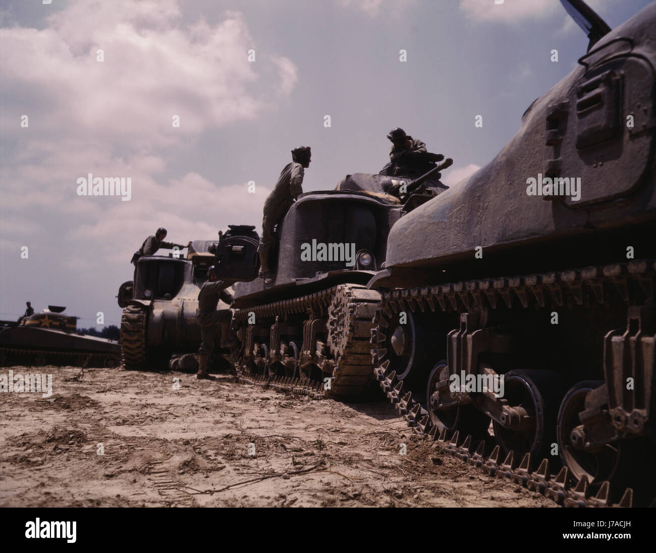 M3 und M4 Panzerkompanie Biwak in Fort Knox, Kentucky, 1942. Stockfoto