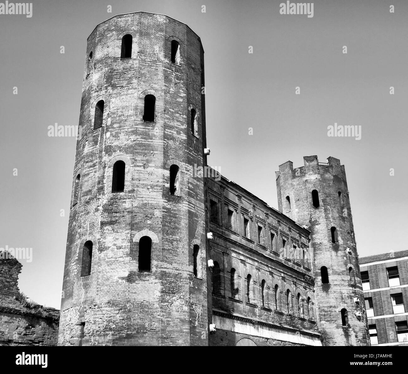 Stadt Stadt römischen Tore antiken Stadt Stadt Denkmal schwarze dunkelhäutige kohlschwarze tief Stockfoto