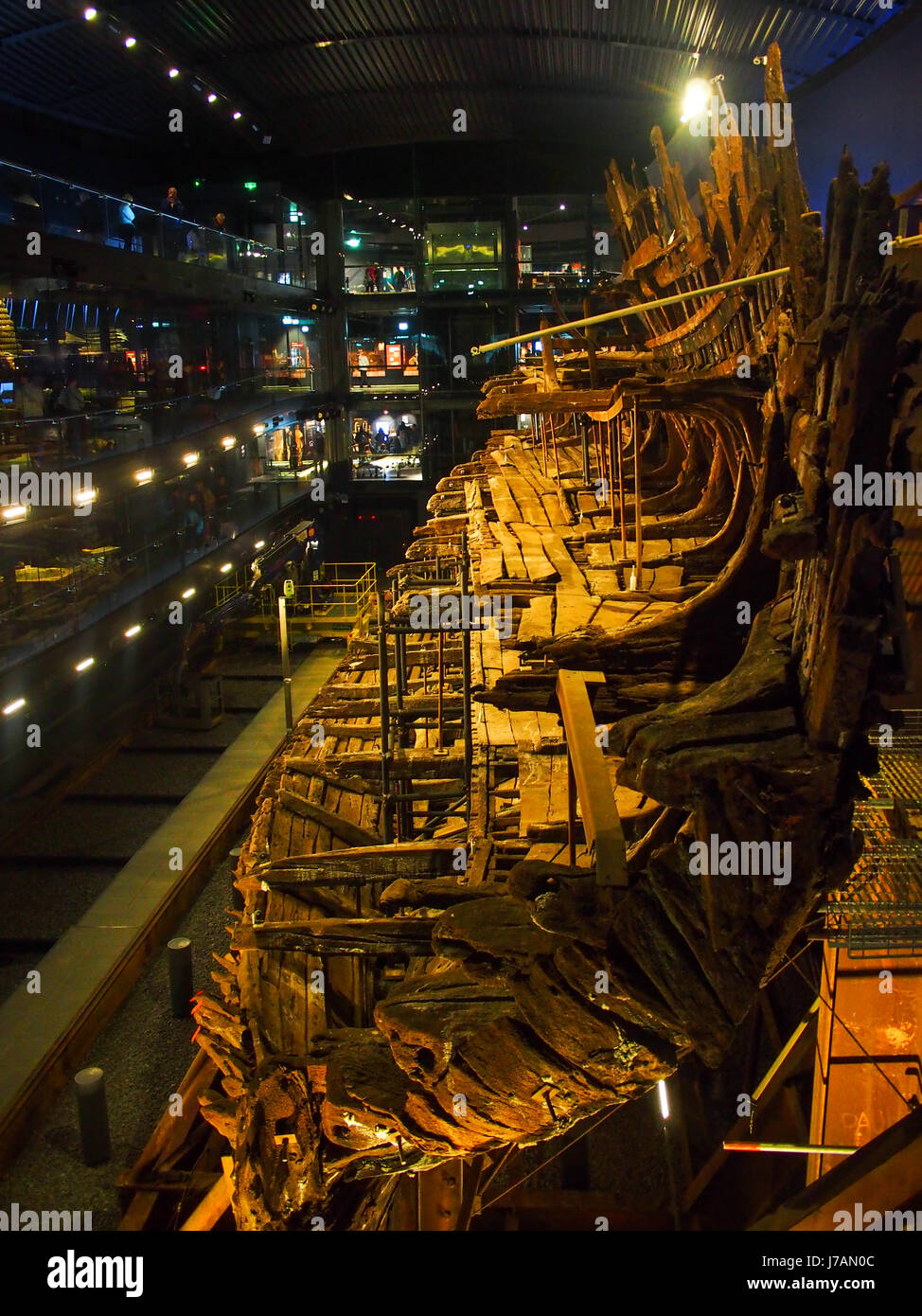 Ein Blick auf die Mary Rose an Portsmouth Historic Dockyard, England Stockfoto