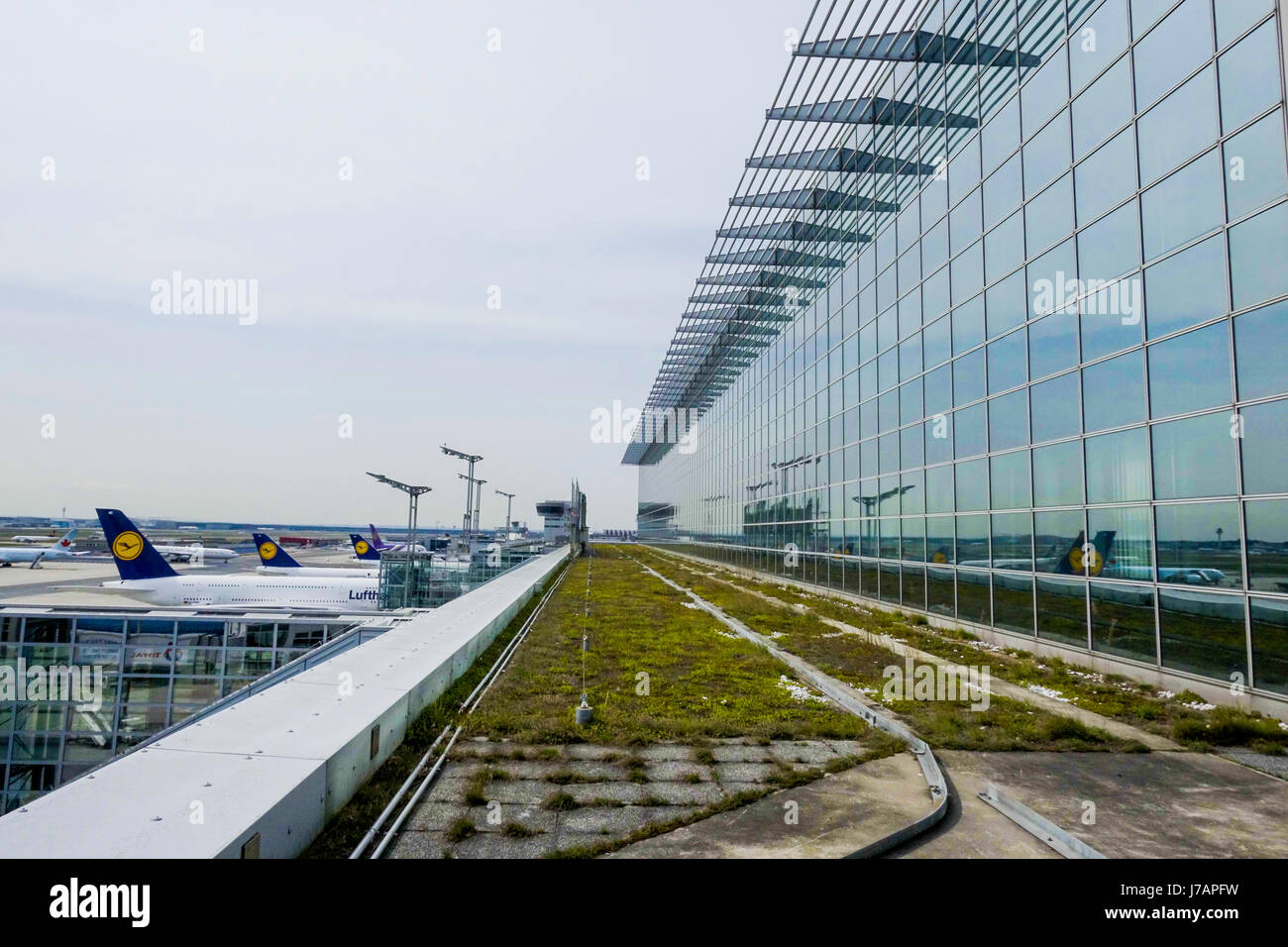 Frankfurter Flughafen Terminal 2 Adresse www.alamy.de