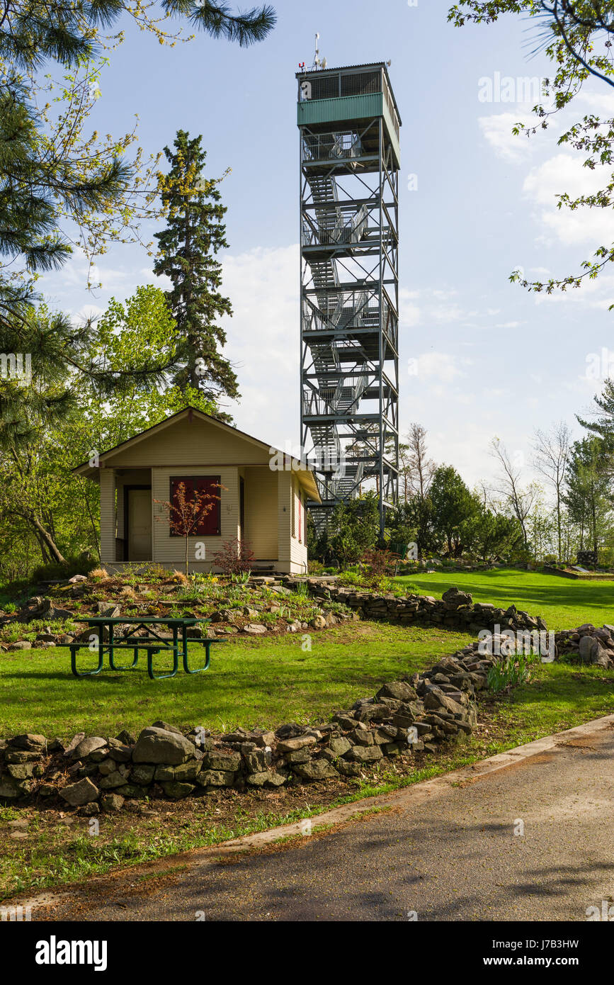 Tower Hill Lookout-Gebäude, Parry Sound, Ontario Stockfoto