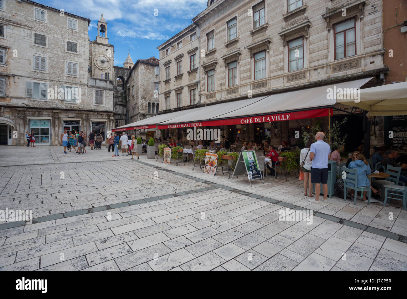 Berühmte Pjaca Quadrat in der Mitte der Stadt Split, Dalmatien, Kroatien Stockfoto