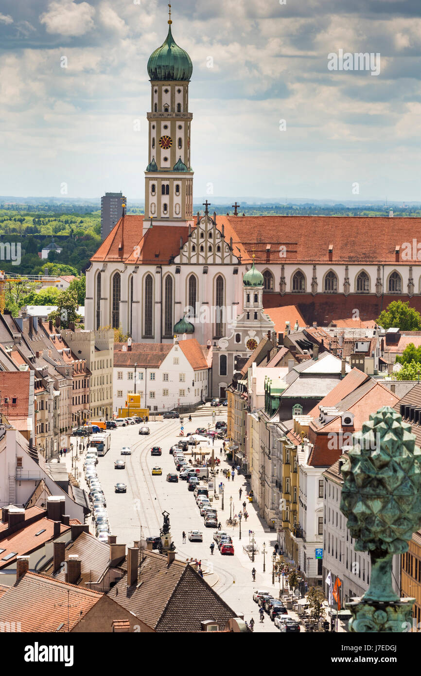 AUGSBURG, Deutschland - Mai 20: Blick über die Stadt Augsburg, Deutschland am 20. Mai 2017. Augsburg ist eine der ältesten Städte Deutschlands. Foto entnommen Stockfoto