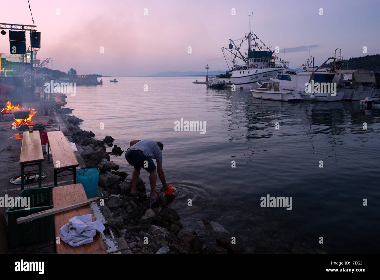 Tunuara Fisch Schlemmen im Ort Kali, Insel Ugljan, Dalmatien, Kroatien Stockfoto