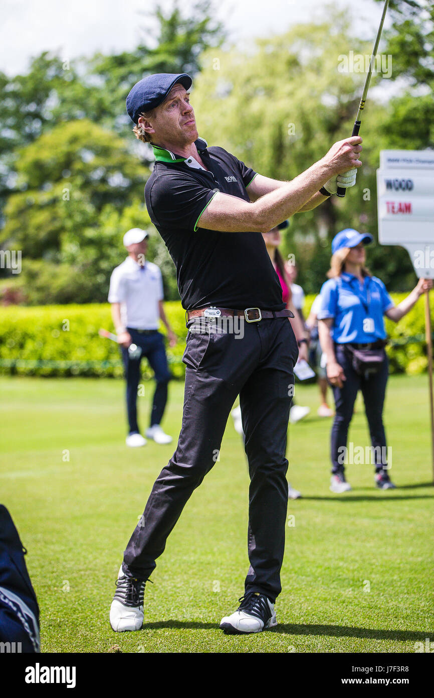 Wentworth, UK. 25. Mai 2017. Schauspieler Damian Lewis Sterne der Heimat und Wolf Hall spielen in der jährlichen Pro Am Wentworth Golfplatz Credit: David Betteridge/Alamy Live News Stockfoto