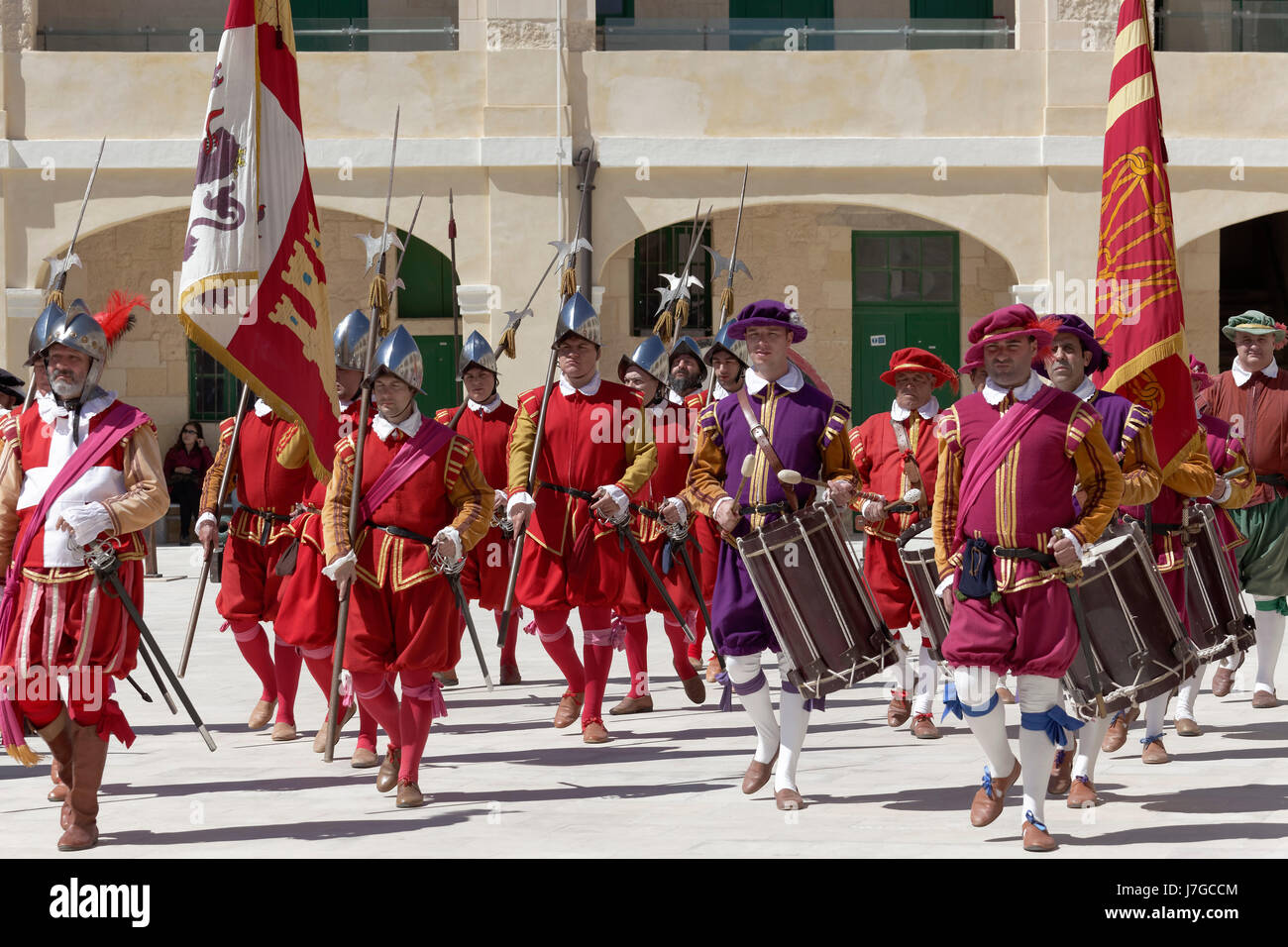 In Guardia Parade in historischen Uniformen, Fort San Elmo, Valletta, Malta Stockfoto
