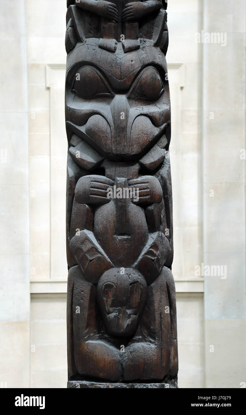 Haus frontal Pole, Haida. British Columbia, Kanada. Über 1850, Rotes Zedernholz. British Museum. London. Vereinigtes Königreich. Detail. Stockfoto