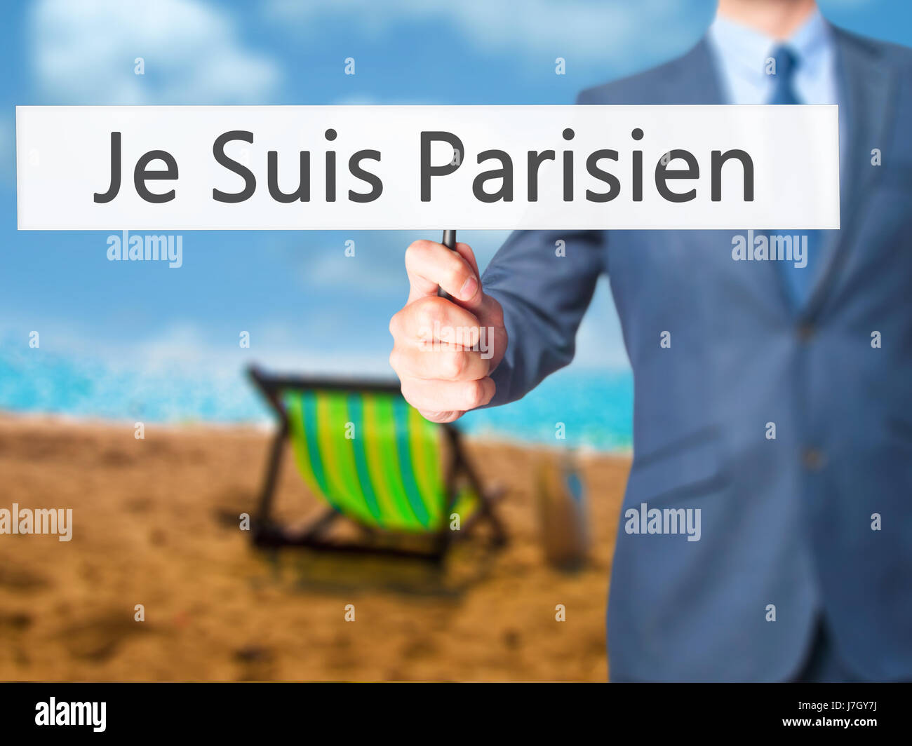 Je Suis Parisien (ich bin Parisien) - Geschäftsmann Hand mit Schild. Wirtschaft, Technologie, Internet-Konzept. Stock Foto Stockfoto