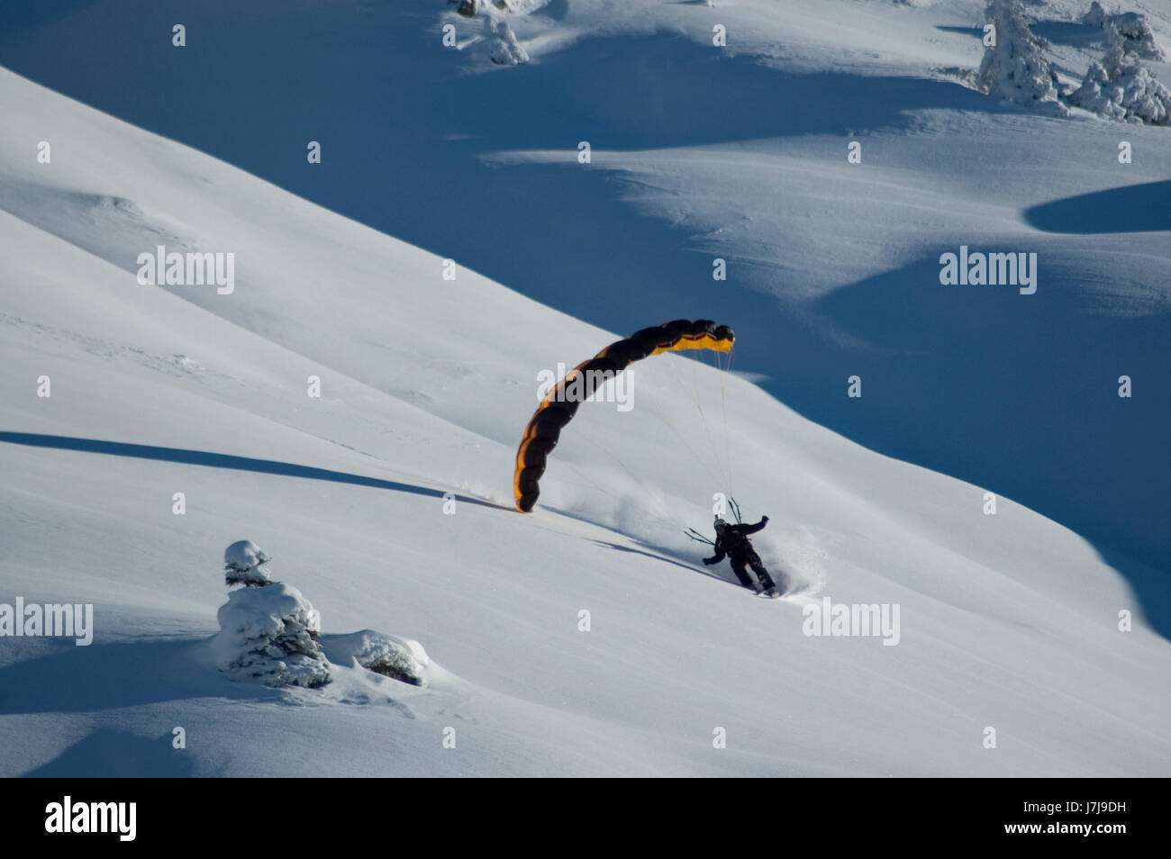 Berge Ski Alpin Schnee fliegen fliegt fliegen fliegen Berge Alpen alpin Luftfahrt Stockfoto