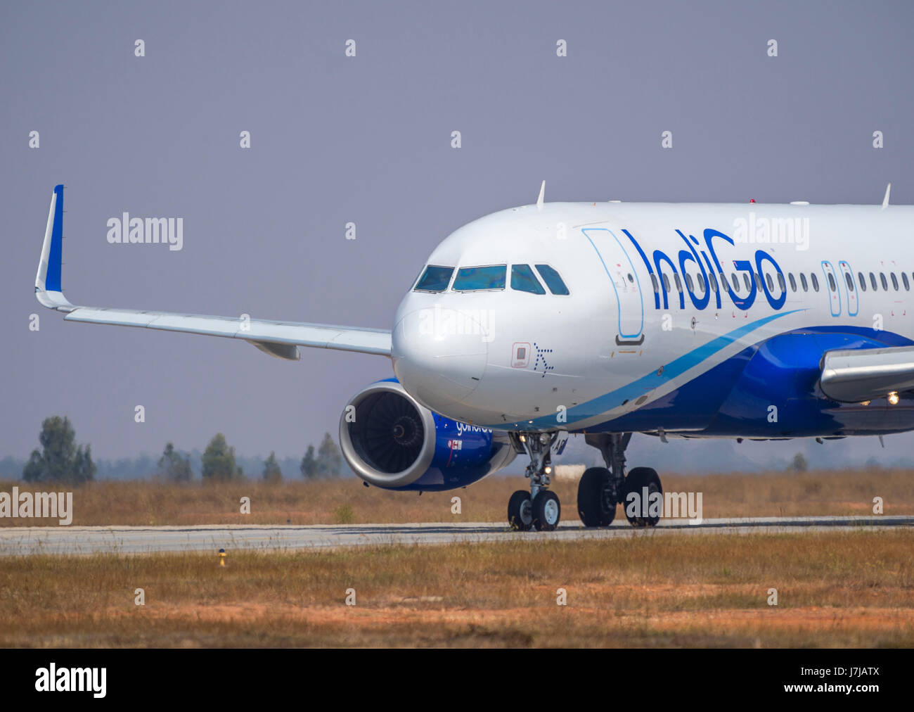 Indigo Airlines A320 - Niedrige Kosten indische Fluggesellschaft Stockfoto