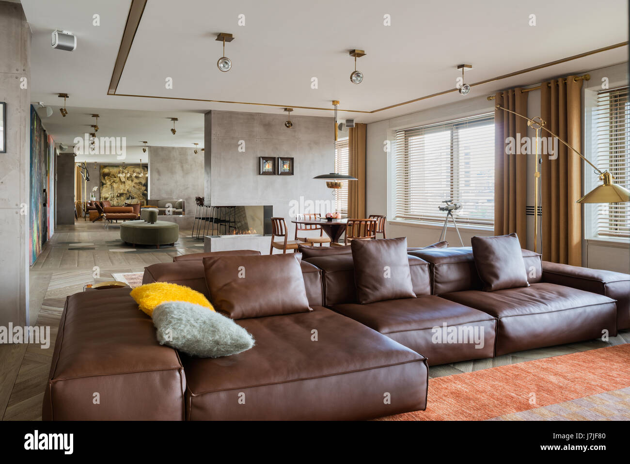 Istanbul Ferienwohnung informelle Sitz- und Essbereich im Wohnraum 30 meter Stockfoto