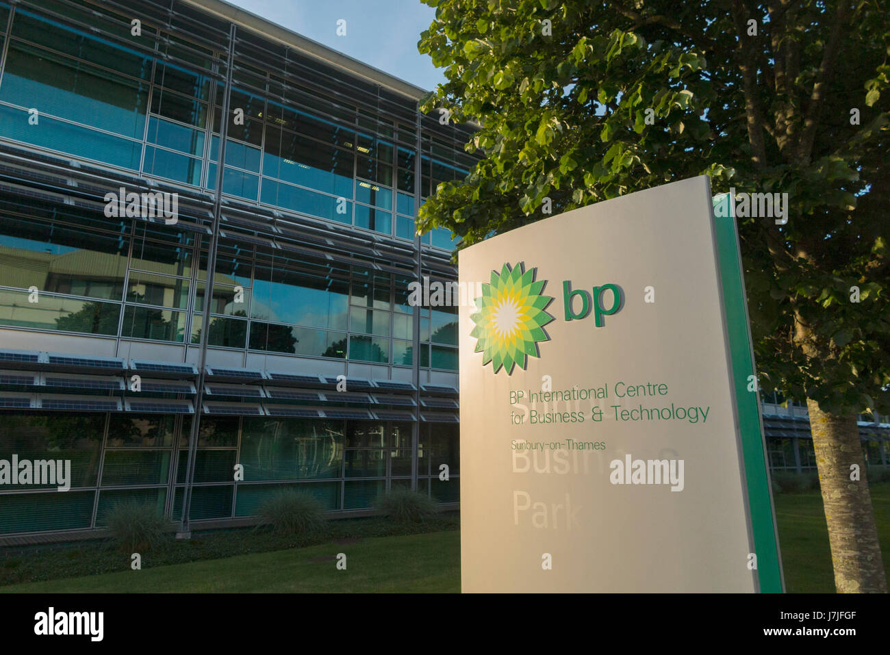 Die Sunbury Business Park Büros der BP PLC an der Sunbury Business Park, Sunbury on Thames. Middlesex. GROßBRITANNIEN (87) Stockfoto