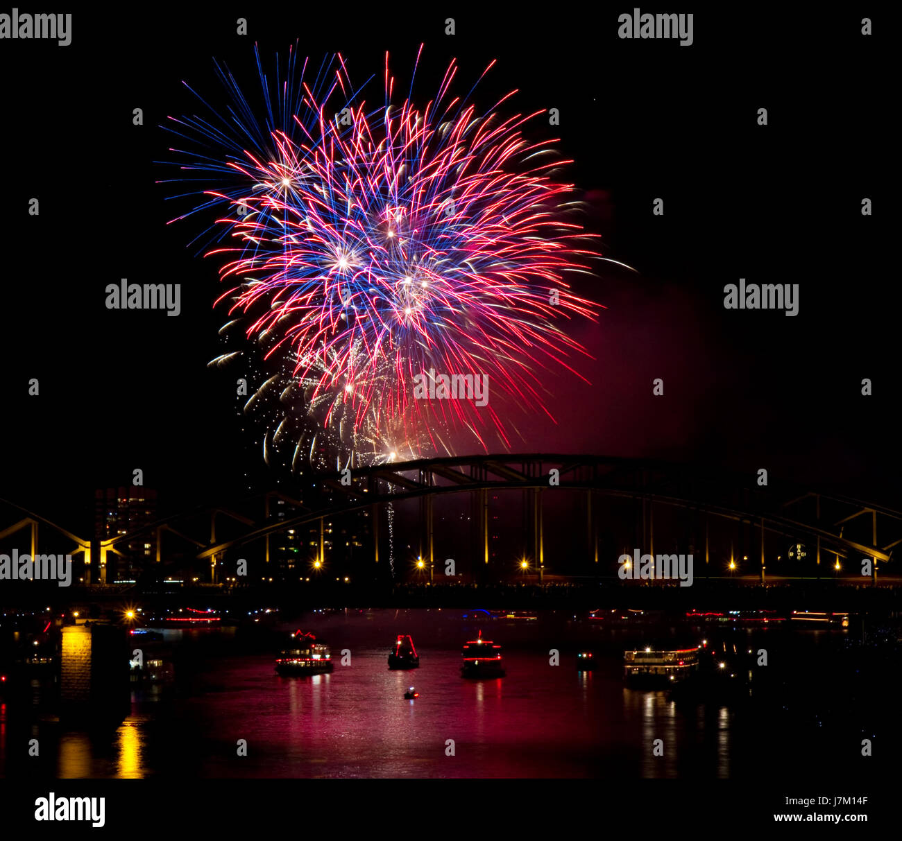 Köln Rhein Brücke Deutschland-Bundesrepublik Deutschland-Party-Feier-Event Stockfoto
