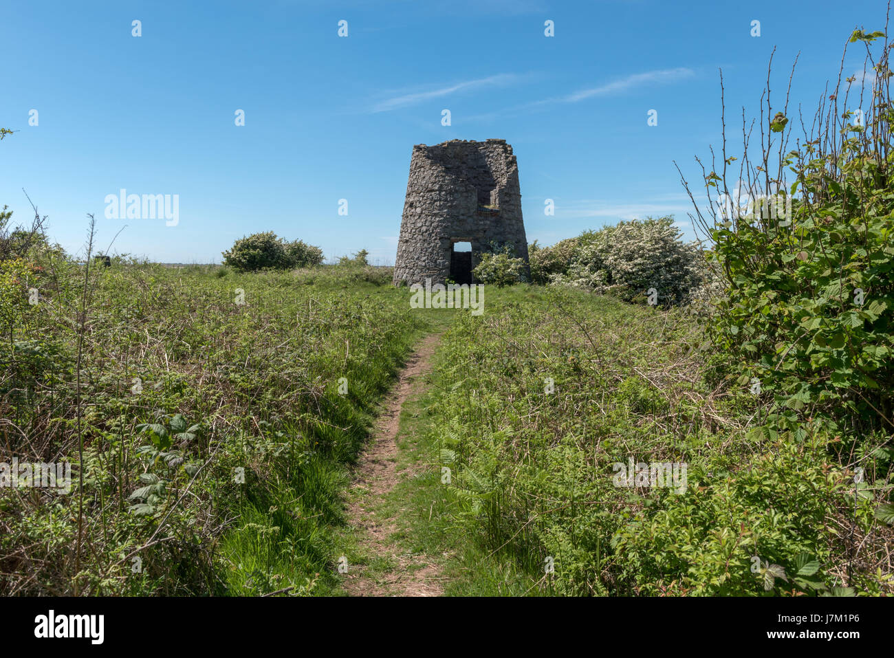 Zerstörten Windmühle an Hodbarrow Stelle in der Nähe von Millom in Cumbria Stockfoto