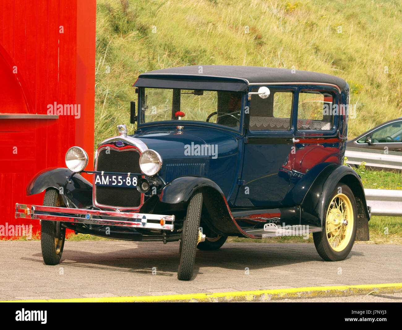 Der Ford Model A von 1929, ein klassisches amerikanisches Automobil, das für seine Zuverlässigkeit, sein Design und seine Massenproduktion während des frühen 20. Jahrhunderts bekannt ist. Dieses Modell markierte einen bedeutenden Fortschritt in der Automobiltechnologie und der Zugänglichkeit für die breite Öffentlichkeit. Stockfoto