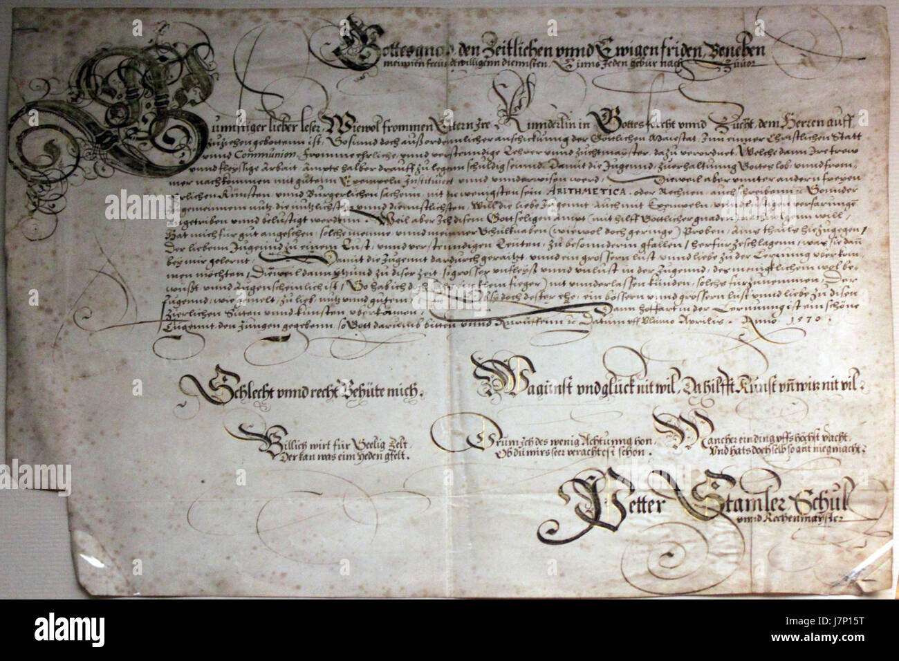 Der Stamler Anschlagzettel aus dem Jahr 1570 ist ein bedeutendes Stück historisches Druckmaterial, das wahrscheinlich mit sozialen oder politischen Botschaften des späten 16. Jahrhunderts zusammenhängt und die Druckkultur und gesellschaftlichen Anliegen der Zeit widerspiegelt. Stockfoto