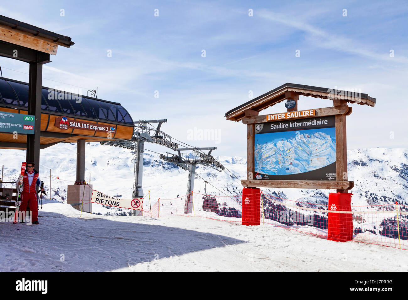 Saulire Intermediaire, Meribel, Trois Vallées, Französische Alpen, Frankreich. Saulire 1, Inter Saulire. Mittelstation der Lift Saulire Gipfel. Stockfoto