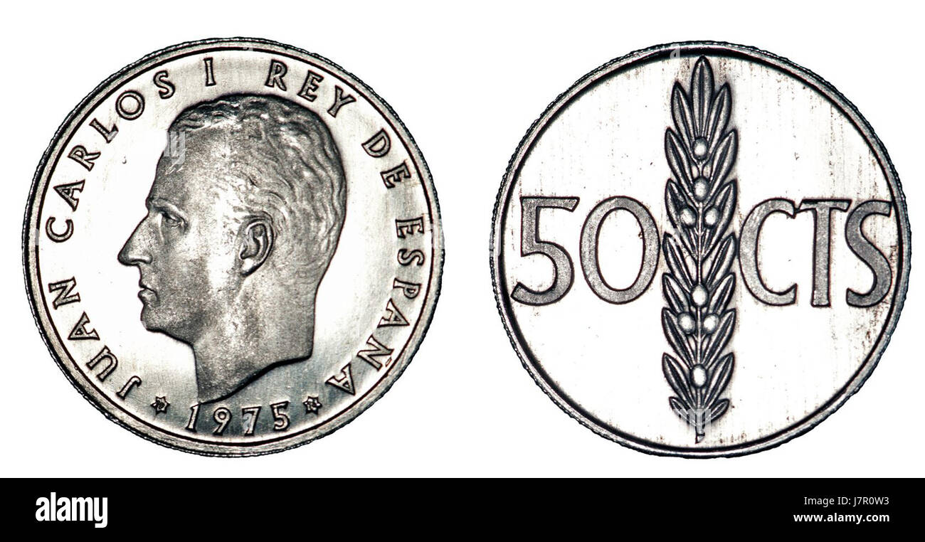 Die Centimos 1976 50 ist eine Münze aus Spanien, die ein Design zeigt, das für das spanische Währungssystem während der späten Franco-Ära repräsentativ ist. Sie ist Teil der historischen Währungssammlung. Stockfoto