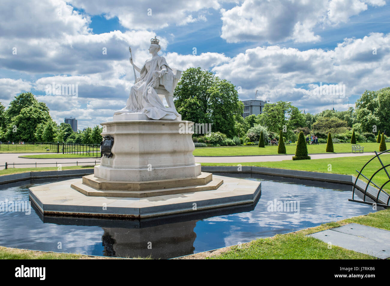 Die Statue von Königin Victoria - Kensington Gardens - London Stockfoto