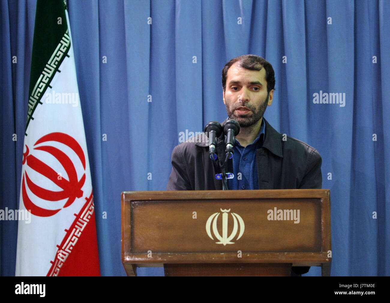 Masoud Dehnamaki, ein iranischer Künstler, traf sich am 15. September 2009 mit dem Obersten Führer Grand Ayatollah Ali Khamenei. Im Mittelpunkt des Treffens stand die Rolle der Künstler bei der Verteidigung islamischer Werte in politischen und militärischen Konflikten. Stockfoto