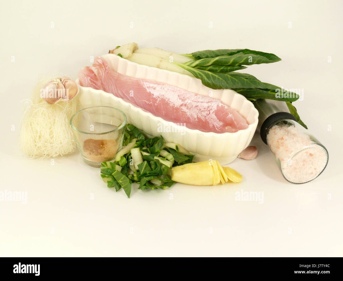 asiatische harten Zutaten Gewürze Knoblauch optional Salzfisch asiatischen vorbereiten Stockfoto