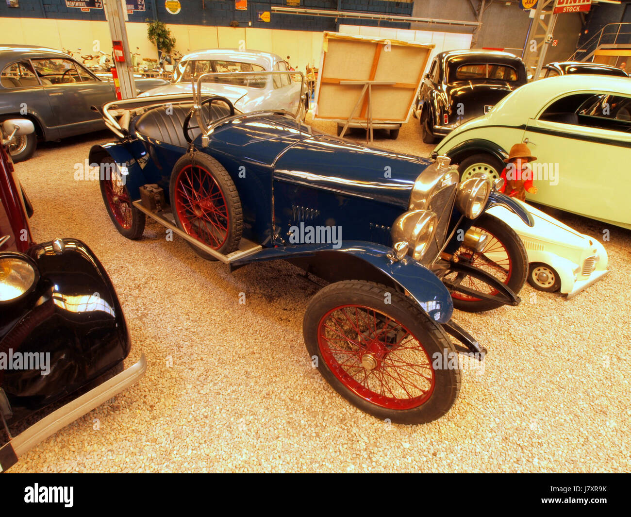 Die Salmson VAL 3 1923 ist ein französisches Oldtimer-Flugzeug, das für seine Rolle in der frühen Luftfahrt bekannt ist. Dieses Modell repräsentiert die Luftfahrttechnik des frühen 20. Jahrhunderts und ist Teil der Geschichte der Flugzeugentwicklung. Stockfoto