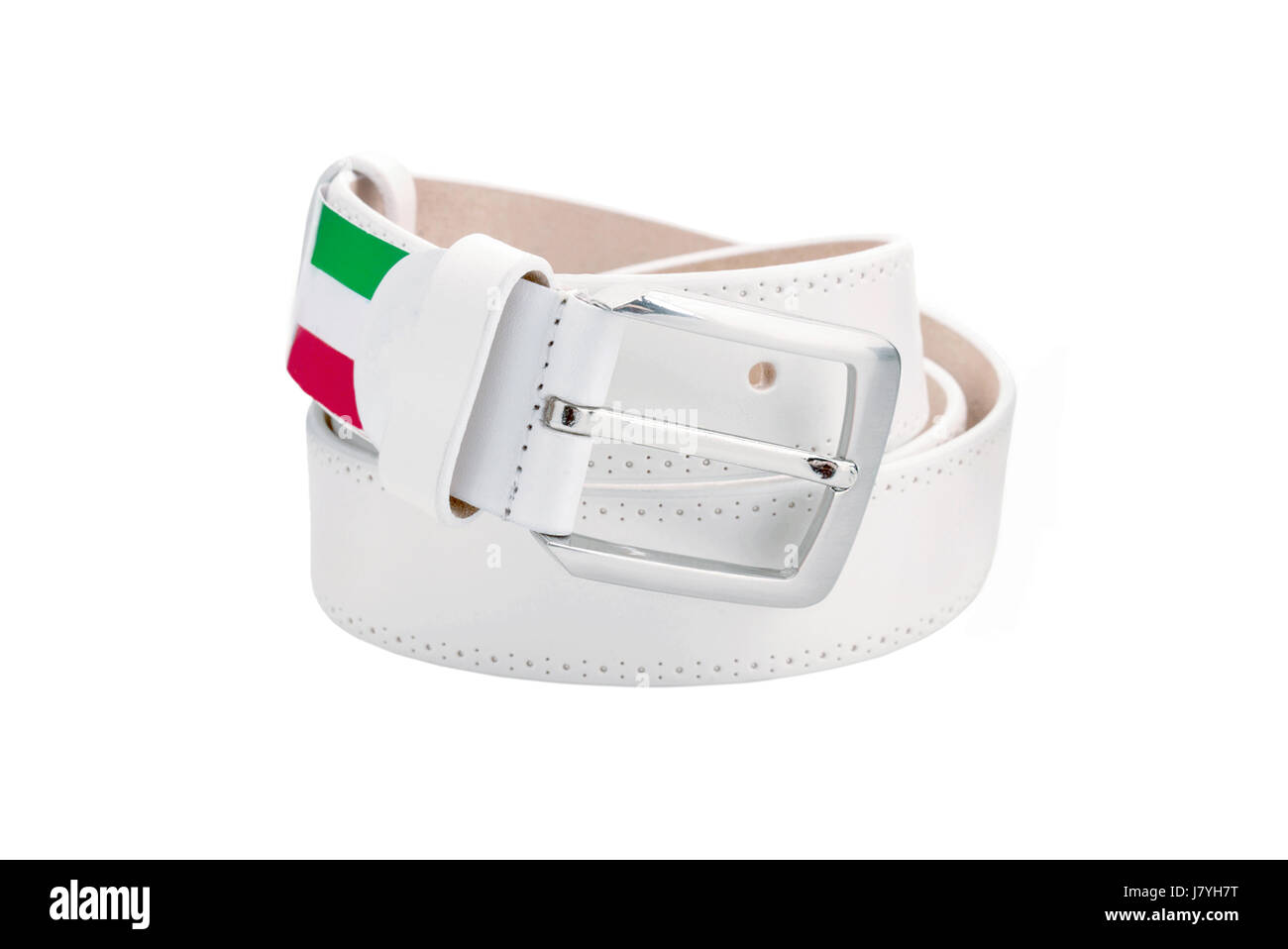 Gerollte Männer Weißer Ledergürtel mit Metallschnalle und italienische  Flagge isoliert auf weißem Hintergrund. Italienische Mode Stockfotografie -  Alamy