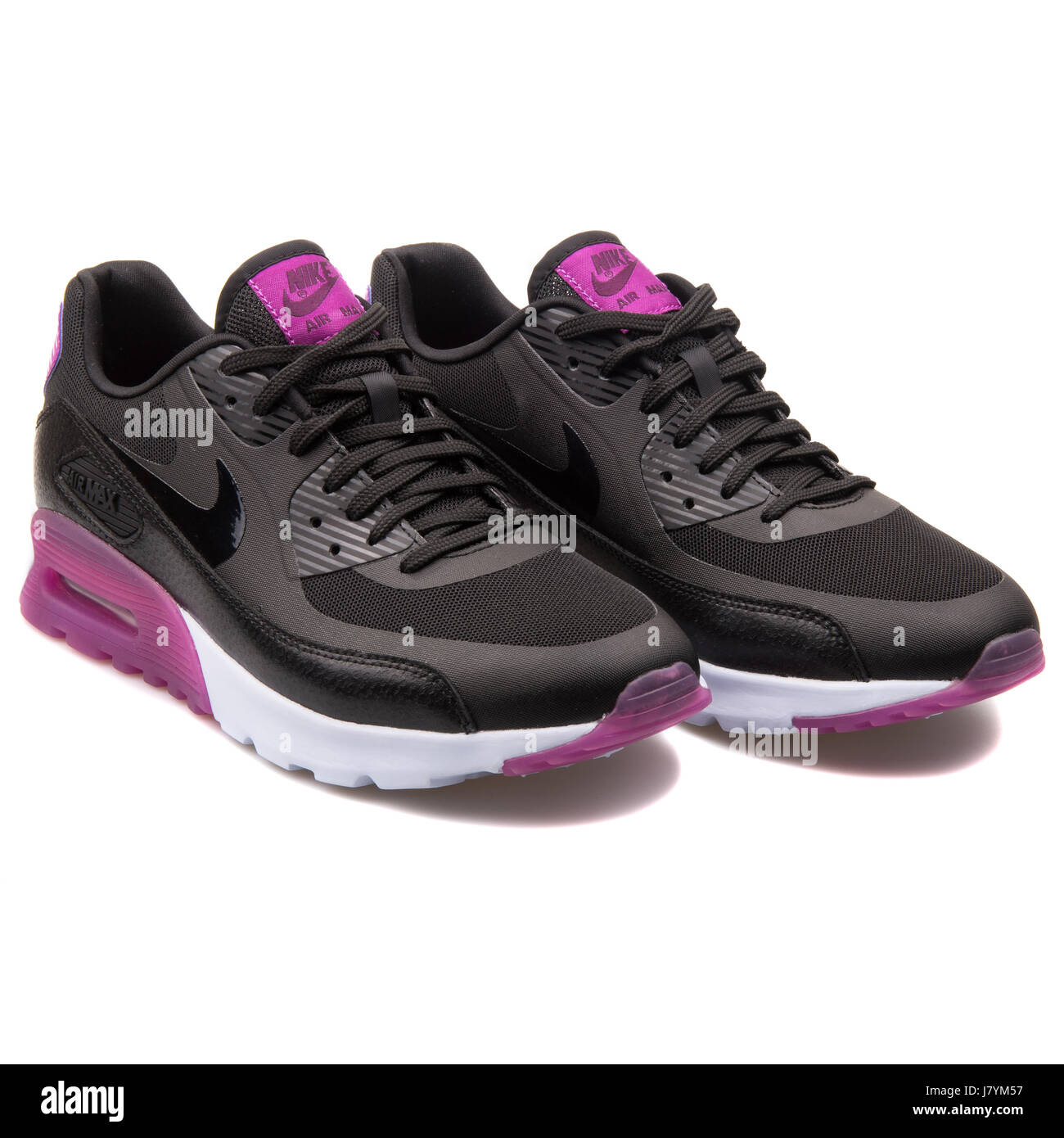 Nike W Air Max 90 Ultra wichtig Damen Schwarz und lila laufenden Turnschuhe  - 724981-003 Stockfotografie - Alamy