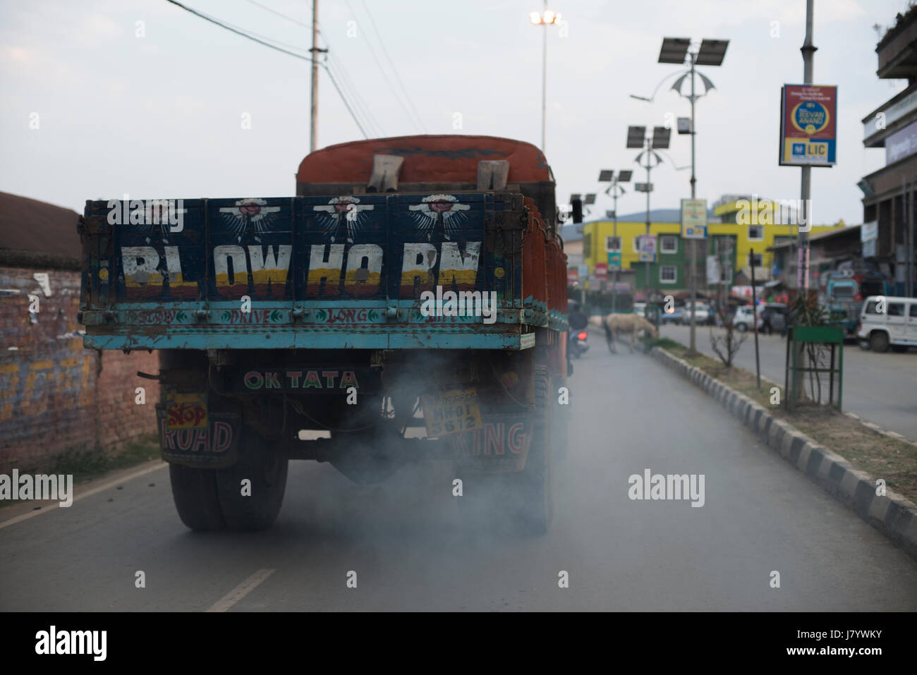 indische LKW-Auspuff Stockfoto