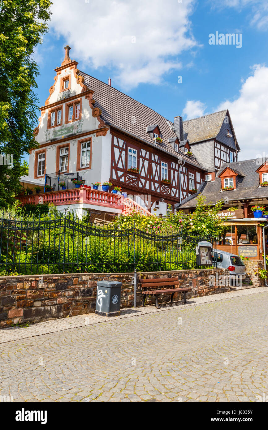 Die Kneipe "Winzerkeller" in Rüdesheim am Rhein, Hessen, Deutschland. 22. Mai 2017. Stockfoto