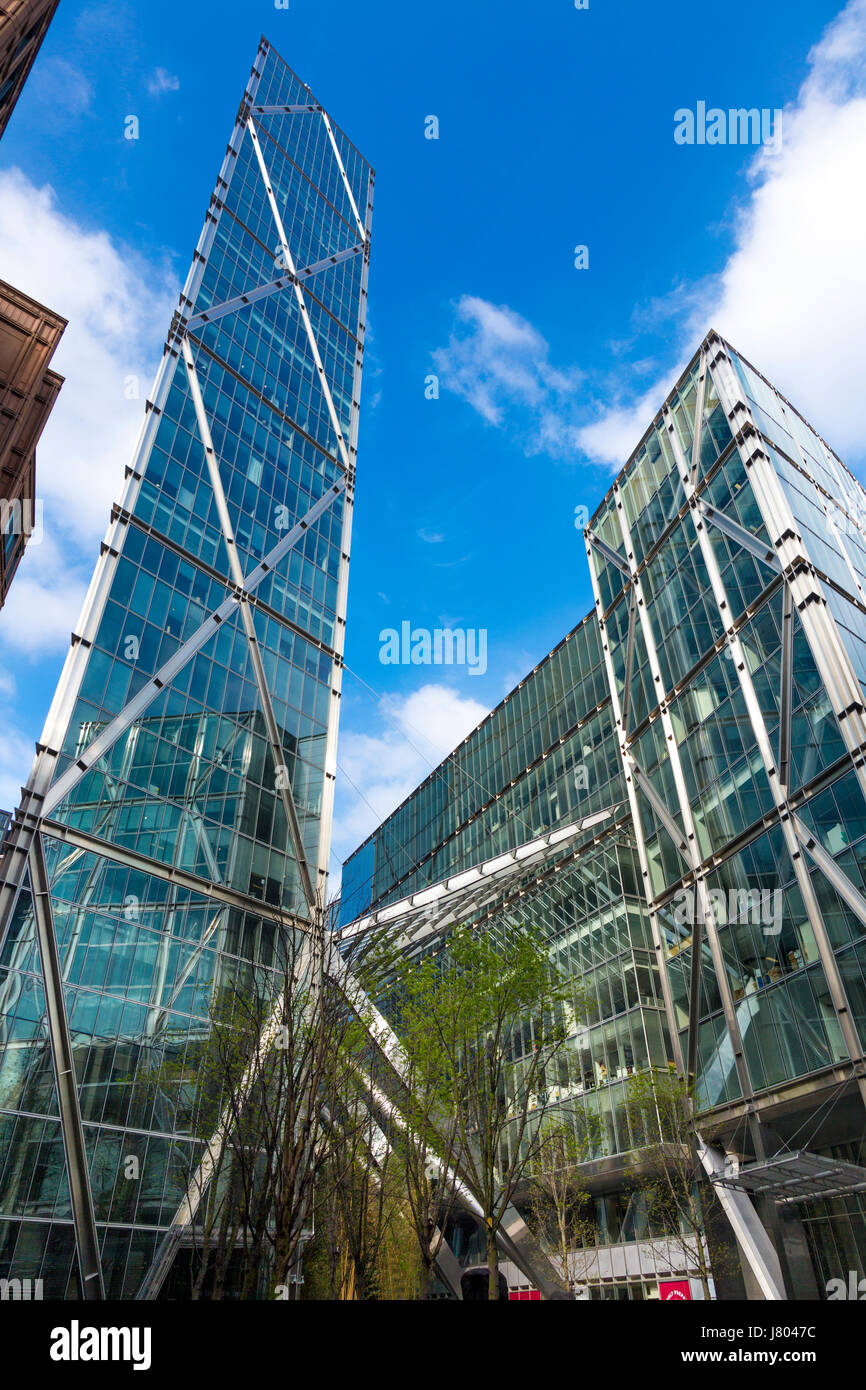 Modernes Bürogebäude (Broadgate Tower, London, UK) Stockfoto