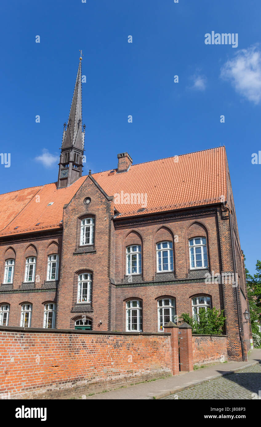 Schulhaus der Grundschule Heiligengeist in Lüneburg, Deutschland  Stockfotografie - Alamy