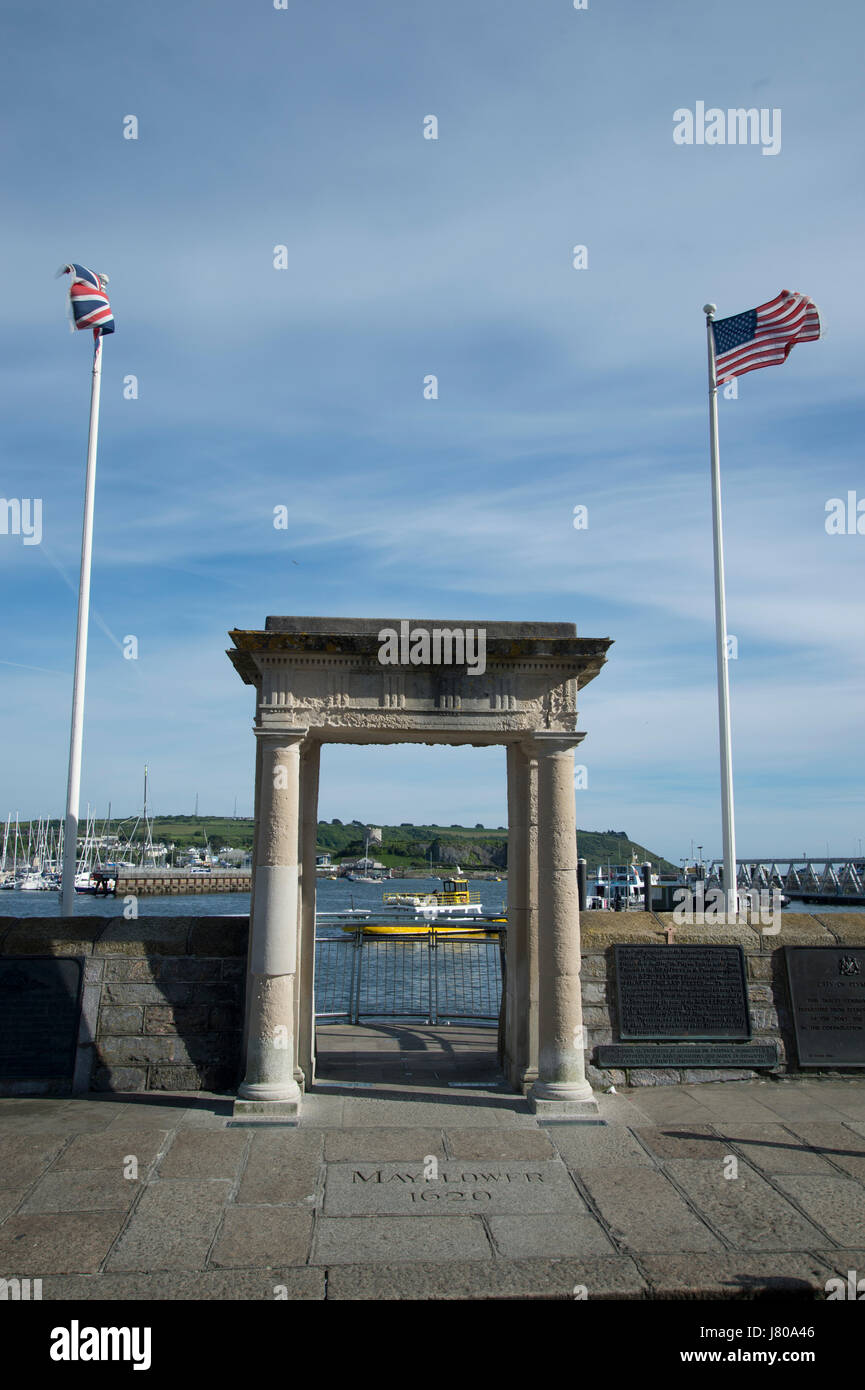 Plymouth, Devon. Die Barbakane. Die Mayflower Schritte. Die Pilgerväter auf den Weg für die Vereinigten Staaten von hier. Stockfoto