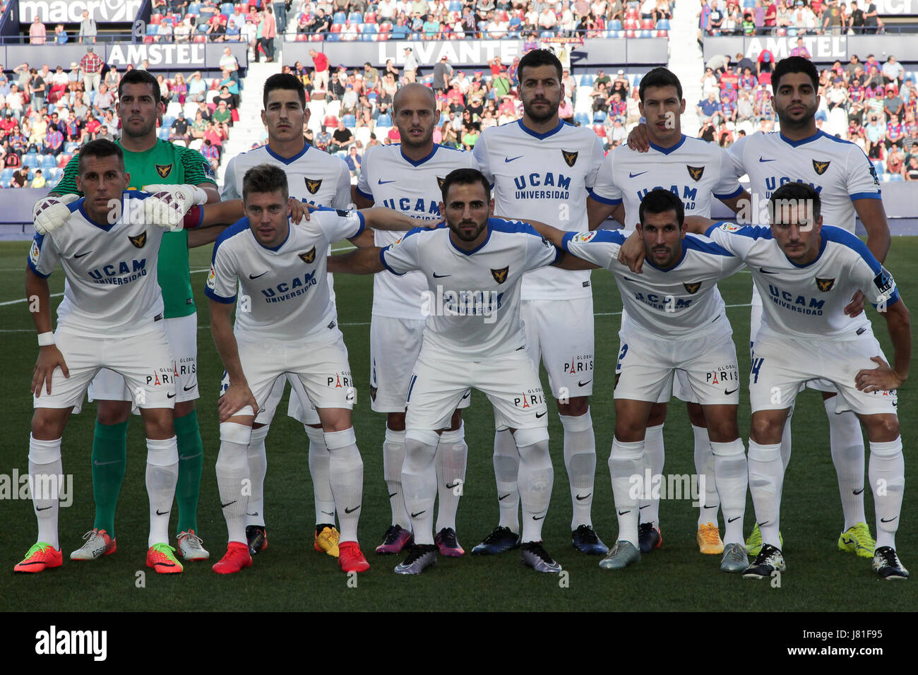 Team-Linien bis UCAM MURCIA FC vor der spanischen La Liga 123-Fußballspiel zwischen Levante UD Vs FC Girona im Ciutat de Valencia-Stadion am 13. Mai 2017. Stockfoto