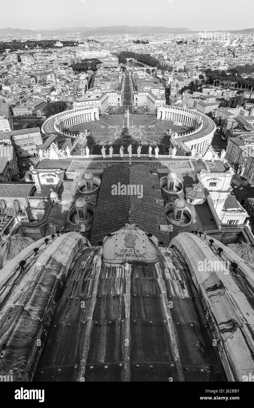 St. Peter Basilika und Dome in Vatikanstadt Stockfoto
