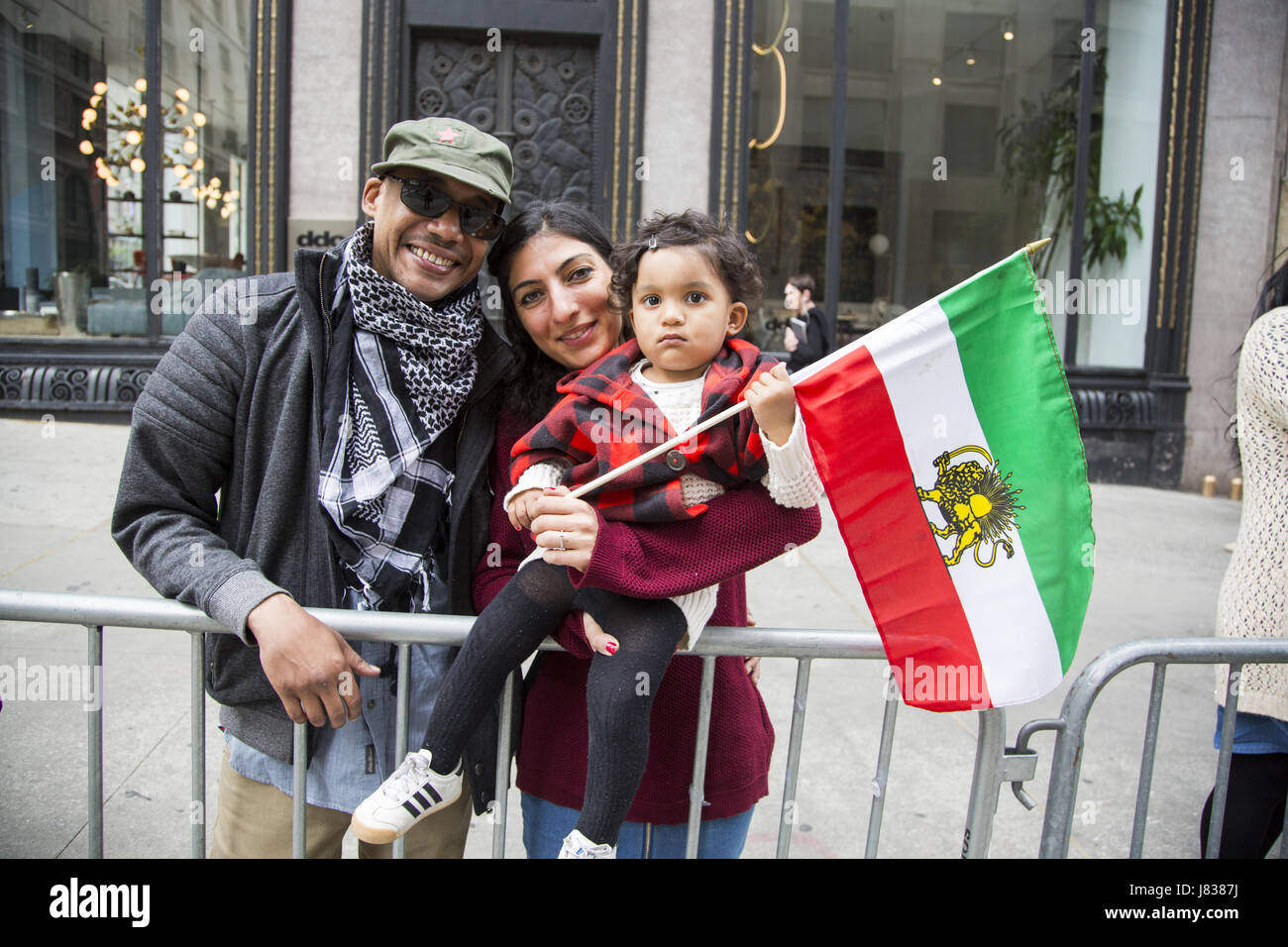 Jährliche persische Parade, die konzentriert sich auf die Kultur, Kunst und Geschichte des Iran.marches auf der Madison Avenue endet mit einem alle Tag-Festival im Madison Square Park in Manhattan, NYC. Stockfoto