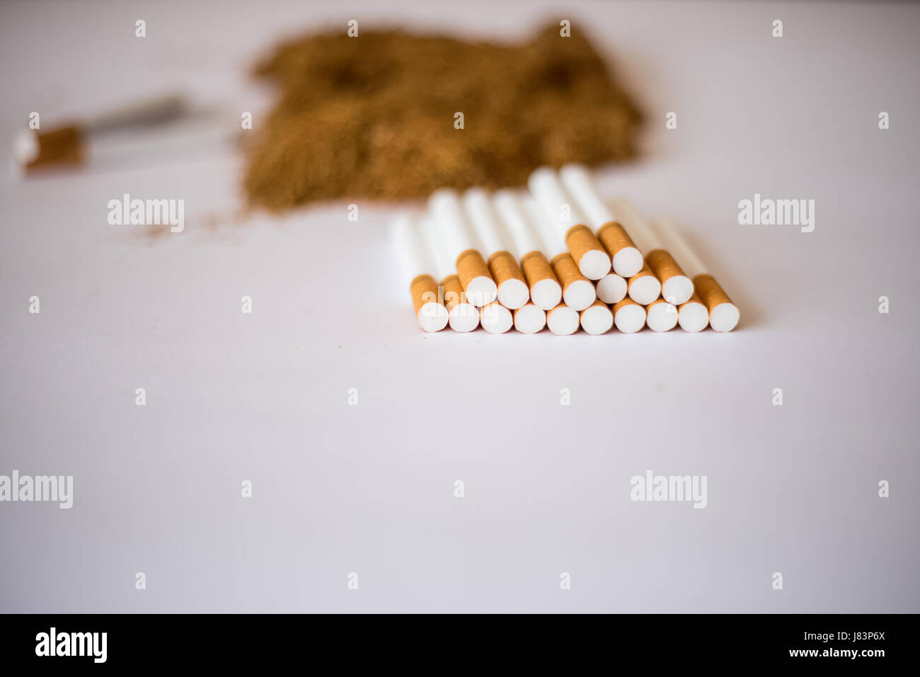 Kampf gegen Rauchen, Zigaretten, Tabak, ungesund, Lunge, Raucher sterben jung, aufhören Rauchen, Rauchen verboten Stockfoto