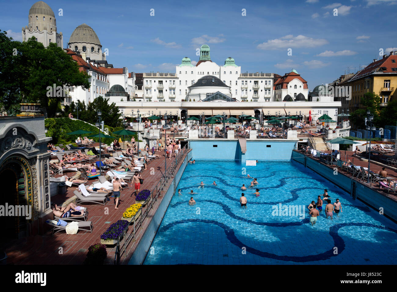 Ungarn, Budapest. Das Gellért-Bad. Stockfoto